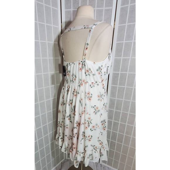 NWT Torrid Floral Ivory Chiffon Tank Floral Skater Dress Plus Size: 2X (18/20) - Picture 3 of 7